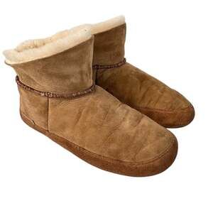 Eddie Bauer Faux Fur Leather Slippers Womens Size 10 Booties Grandmacore Cozy